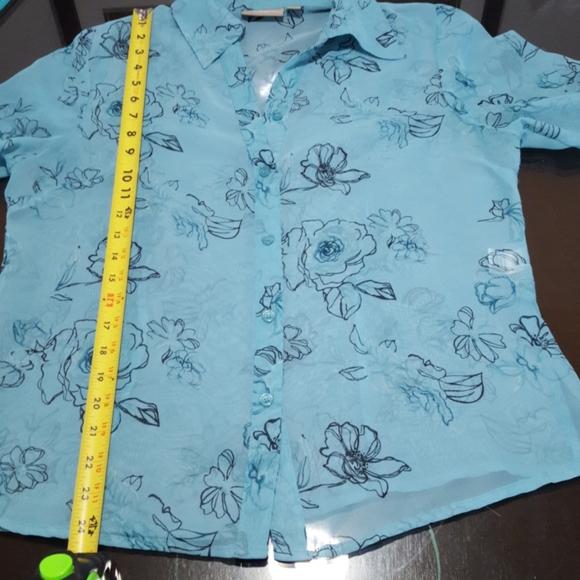 SOLD Croft & Barrow Twin set button top tank top - Picture 8 of 8